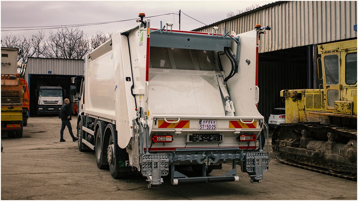 JKP „Higijena“ Pančevo: Novi kamioni za odnošenje smeća